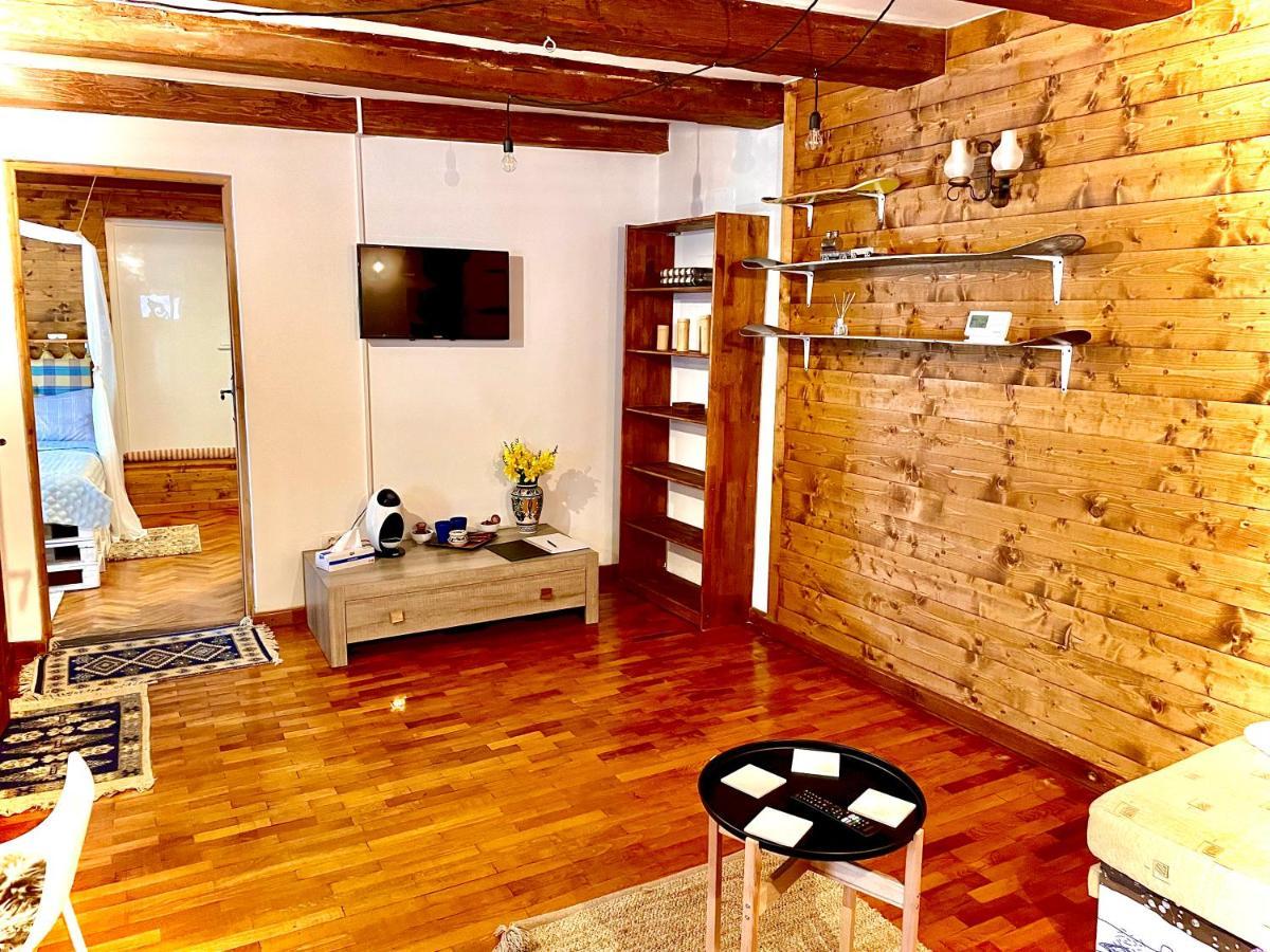 Appartement Apartament Rustic In Centrul Istoric à Braşov Extérieur photo